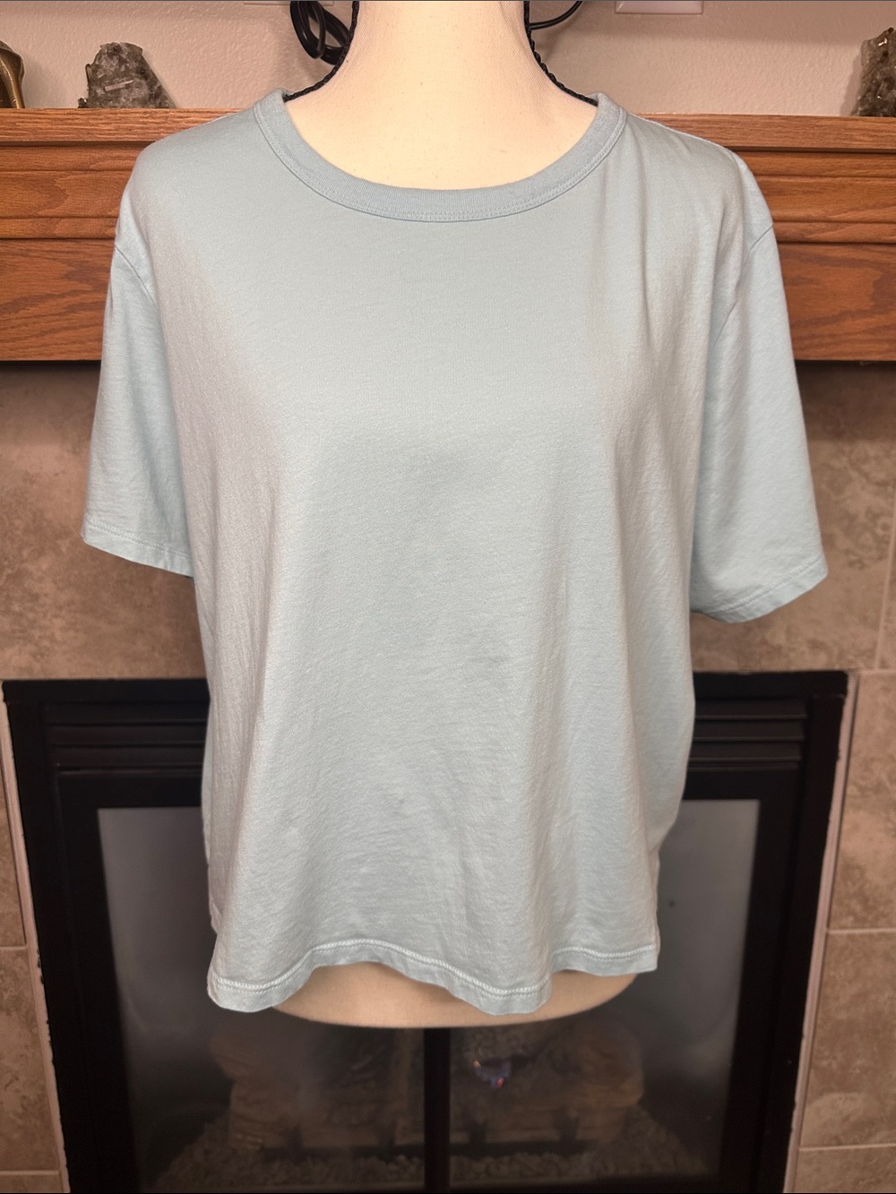 Old Navy EveryWear Cropped T Shirt XL Light Blue 100% Cotton